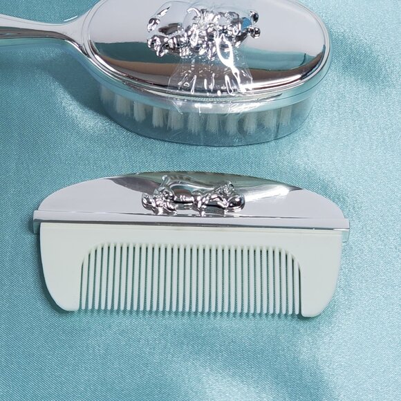 Disney Winnie the Pooh Baby Brush & Comb Set – Silver Plated, Gift-Ready, Unused - Picture 5 of 10